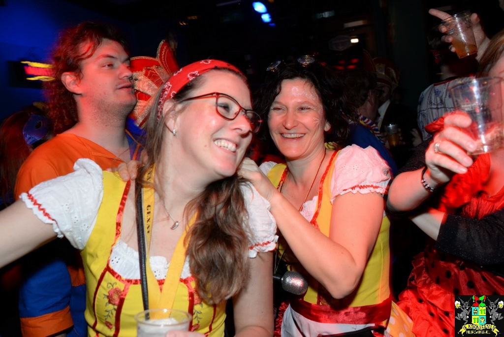 ../Images/Carnavals maandagavond in VdG 264.jpg